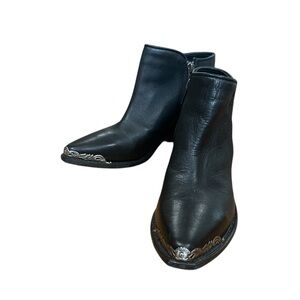 Abilene Women SAGE 8.5 M Demi Zip WESTERN Boot black LEATHER ankle bootie newer